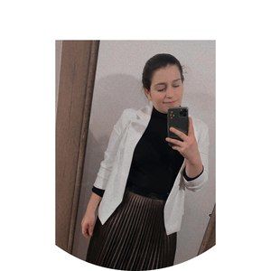 Meet your Posher, Esperanza